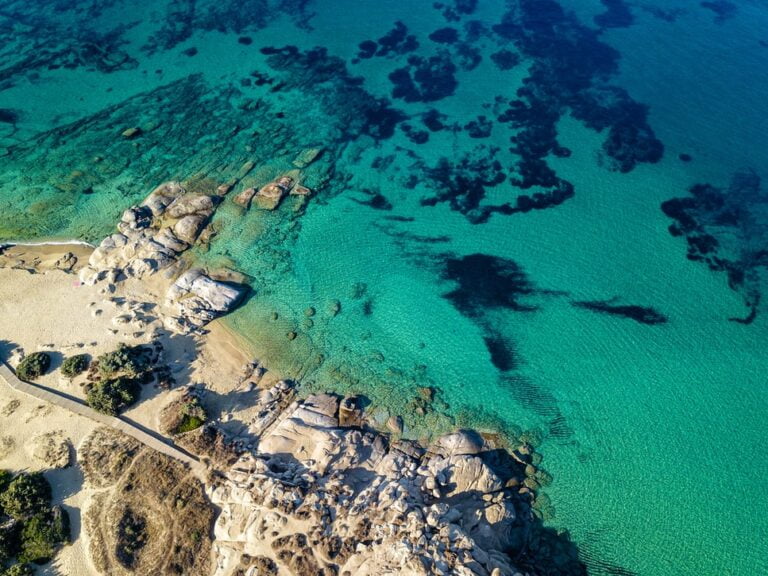 Voyage aux Cyclades plage Akaoka