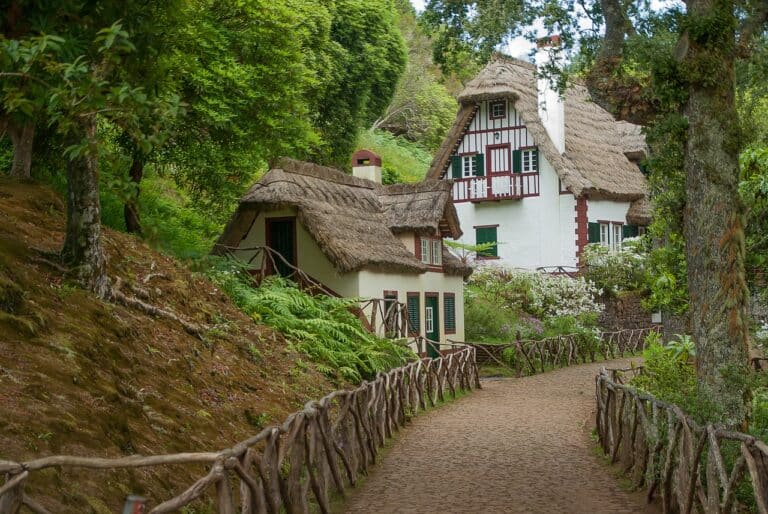 Voyage à Madère : maisons typiques Akaoka