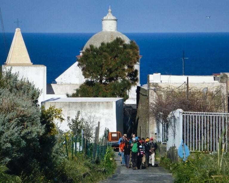 Randonnée Italie Sicile dans les îles Eoliennes Akaoka