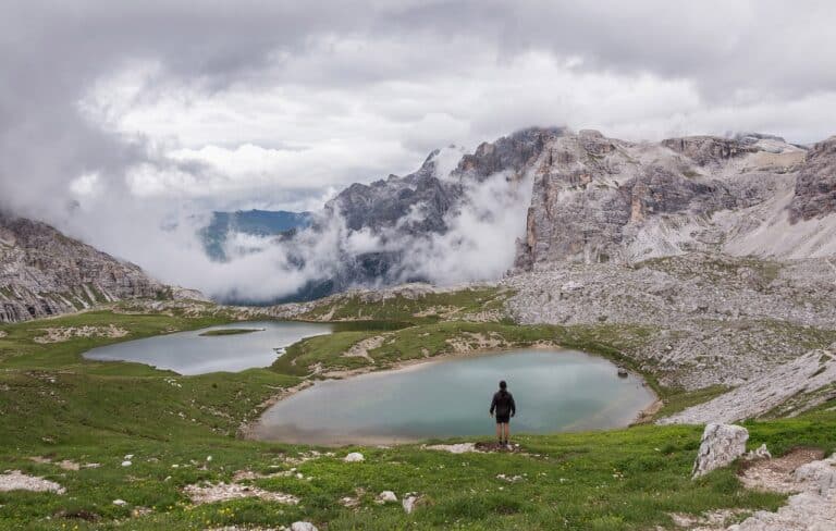 Randonnée en Italie aux Dolomites lac Akaoka