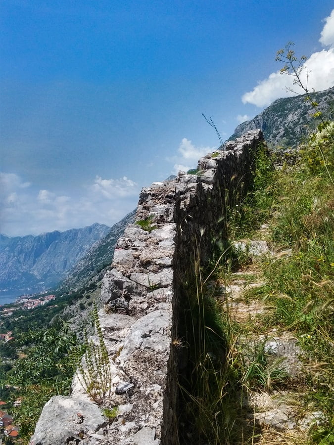 Randonnée au Monténégro sentier à Kotor