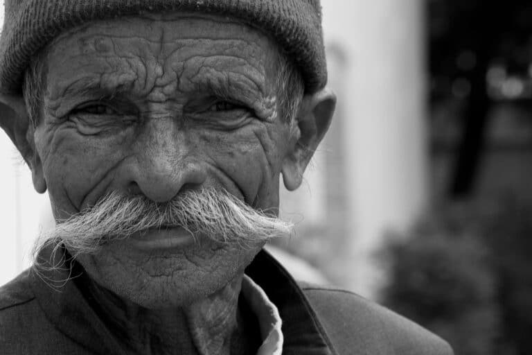 Séjour au Sri Lanka et découverte de la culture : rencontre avec un senior Akaoka