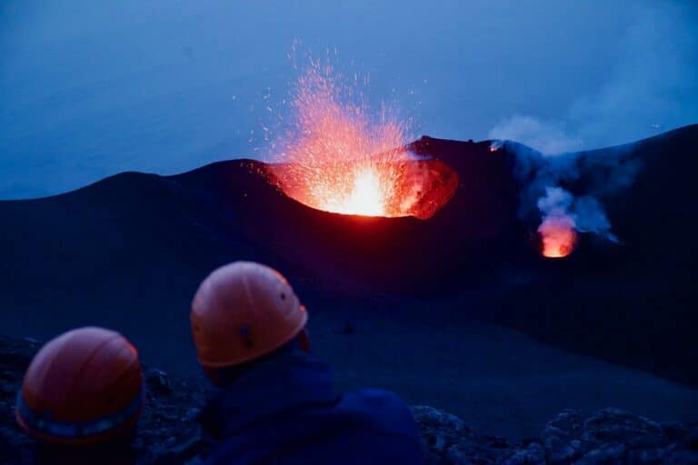 Randonnée Sicile éruption Etna Akaoka