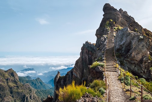 Trekking à Madère au sommet du Pico do Arieiro Akaoka