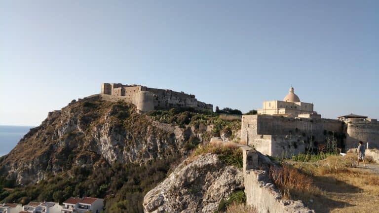 Randonnée guidée Italie Milazzo Sicile Akaoka