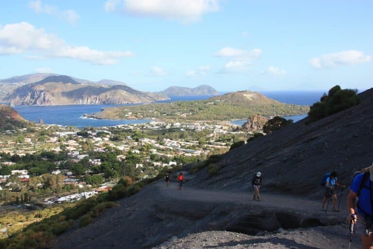 Trek Italie Sicile aux îles Eoliennes avec guide Akaoka