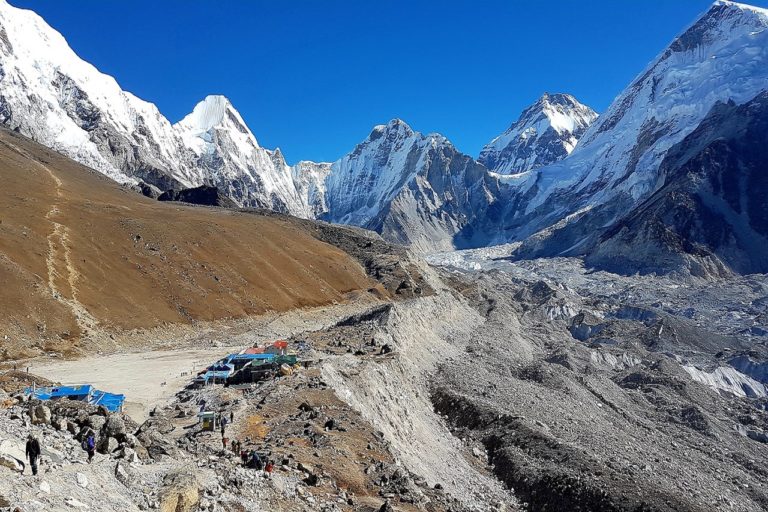 Trekking au Népal sur le sentier de l'Everest Akaoka