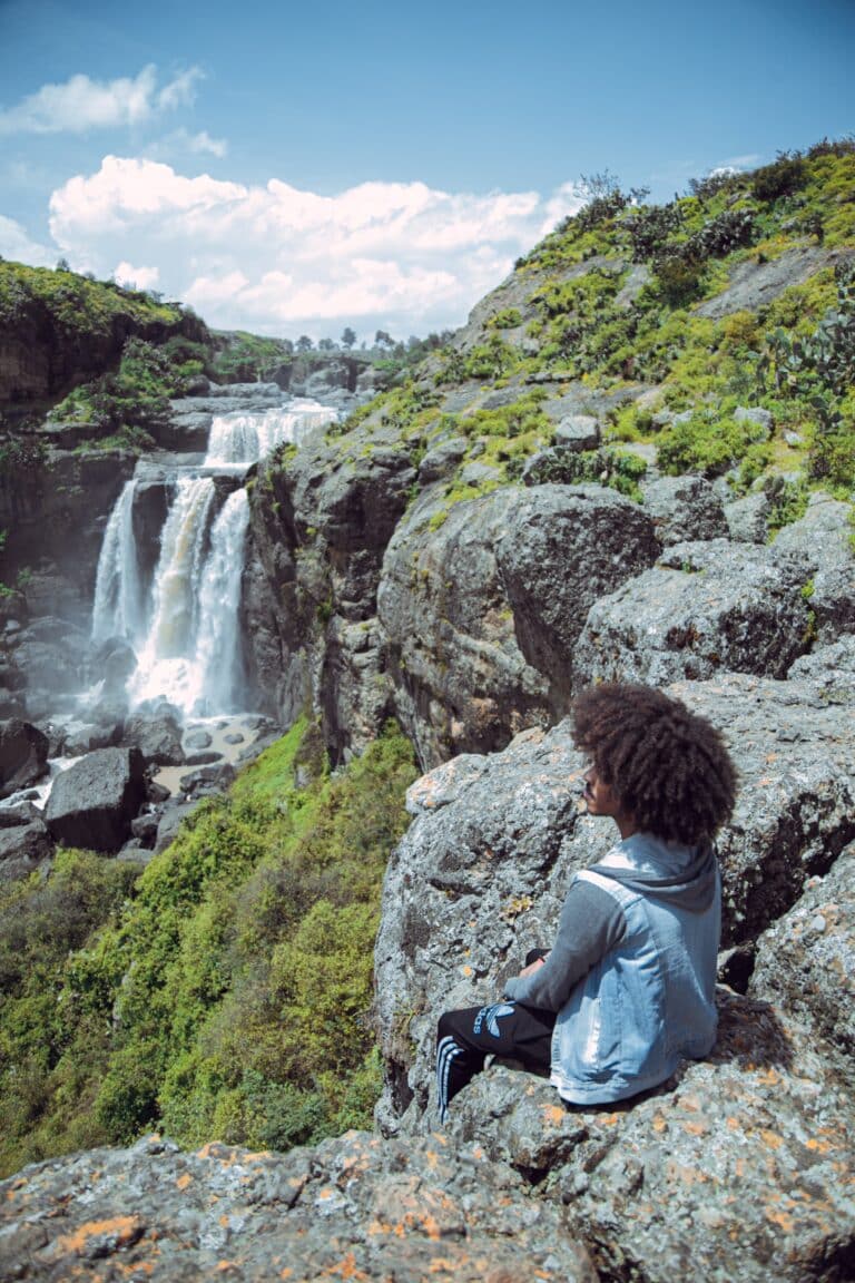 Randonnée en Éthiopie :rochers dans le parc national du Simien Akaoka