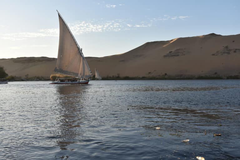 Voyage Egypte visiter le Nil en bateau Akaoka