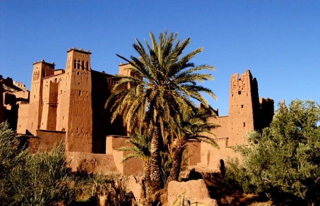 Randonnée au Maroc dans le village d'Aït Benadhou Akaoka