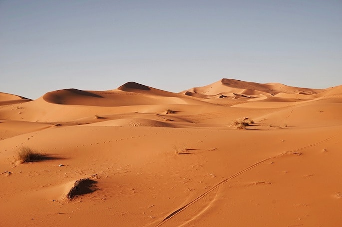 Randonnée en Mauritanie dans le désert de l'Erg Ouarane Akaoka